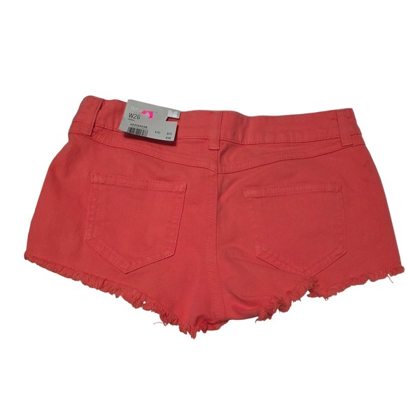 Topshop Moto Coral Pink Denim Hotpants Shorts Raw Hem W26 US Size 4 - Picture 2 of 4